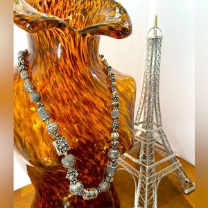 ARTISAN INDONESIAN BEAD NECKLACE